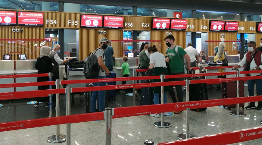 Yurt dışı tarifeli yolcu uçuşları yeniden başladı